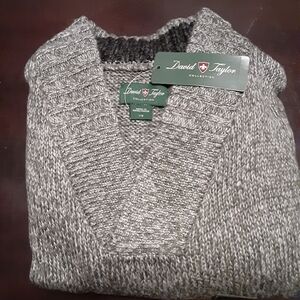 Mens David Taylor Sweater New With Tags In Package